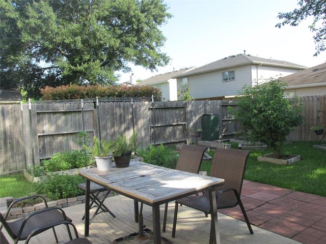 15106 Blue Creek Ranch Drive, Houston, TX 77086