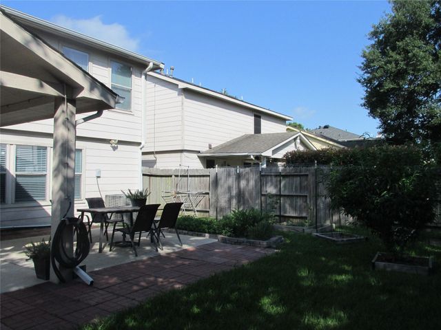15106 Blue Creek Ranch Drive, Houston, TX 77086