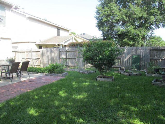 15106 Blue Creek Ranch Drive, Houston, TX 77086