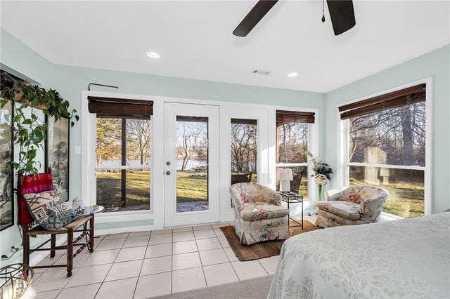 11487 Tony Mountain Road, Fayetteville, AR 72701