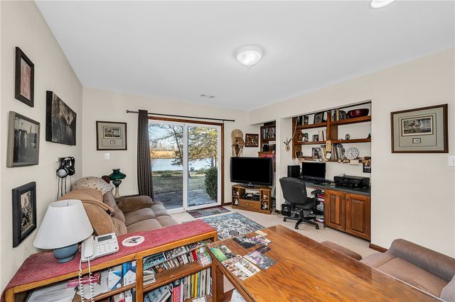 11487 Tony Mountain Road, Fayetteville, AR 72701