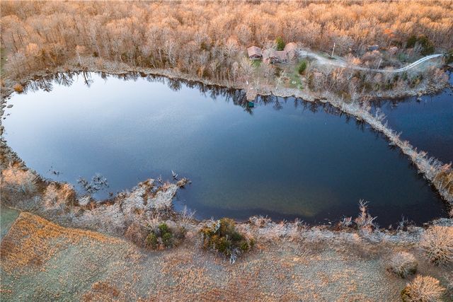 11487 Tony Mountain Road, Fayetteville, AR 72701