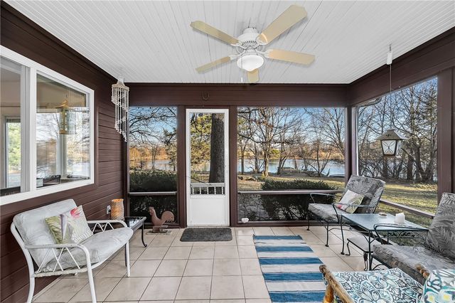 11487 Tony Mountain Road, Fayetteville, AR 72701