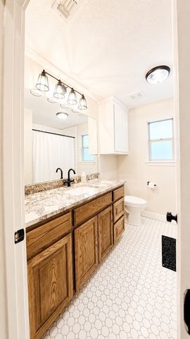2700 Random Court, Granbury, TX 76049