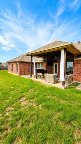 2700 Random Court, Granbury, TX 76049