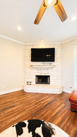 2700 Random Court, Granbury, TX 76049