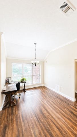2700 Random Court, Granbury, TX 76049