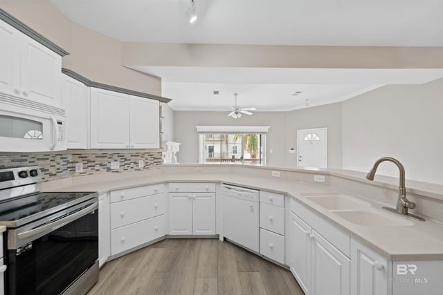 4 Yacht Club Drive 31, Daphne, AL 36526