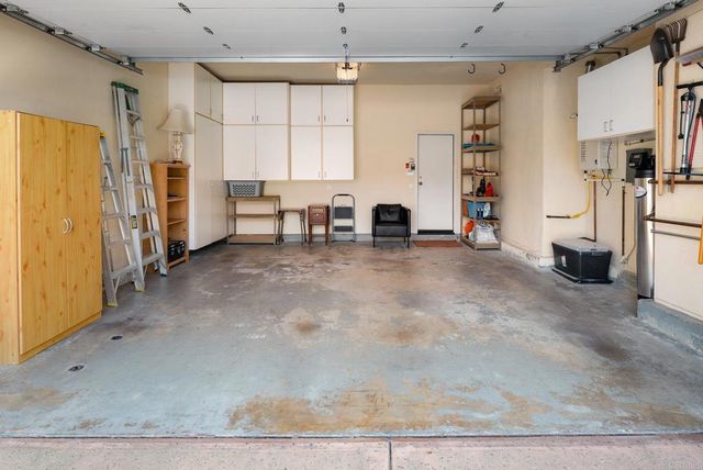 9618 Claiborne Square, La Jolla, CA 92037