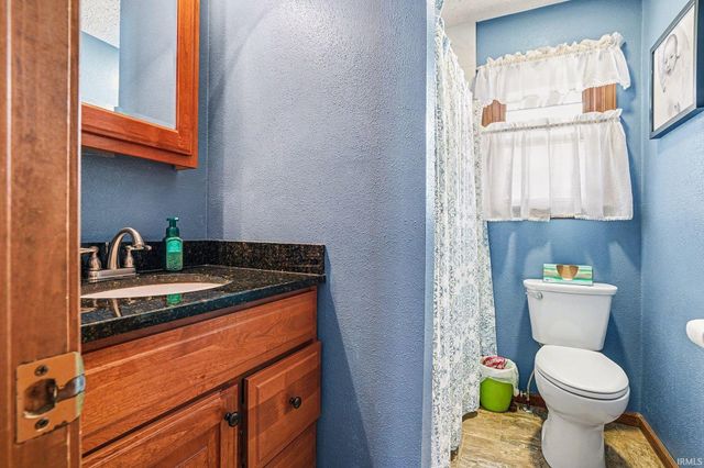 59690 Thornberry Court, South Bend, IN 46614