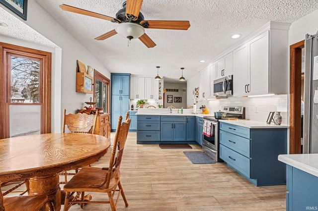 59690 Thornberry Court, South Bend, IN 46614