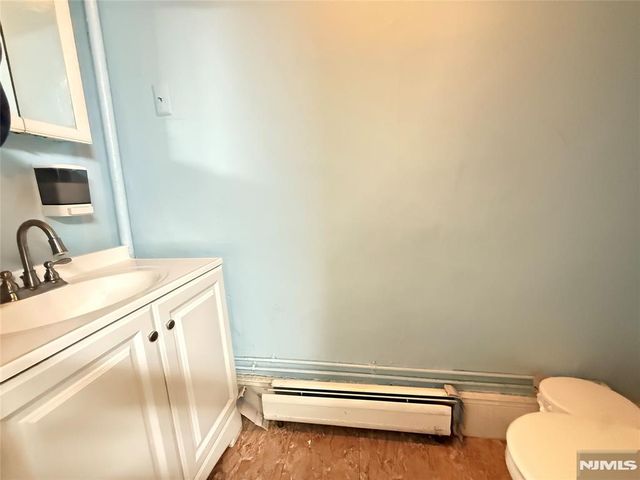 811 30th Street, Union City, NJ 07087