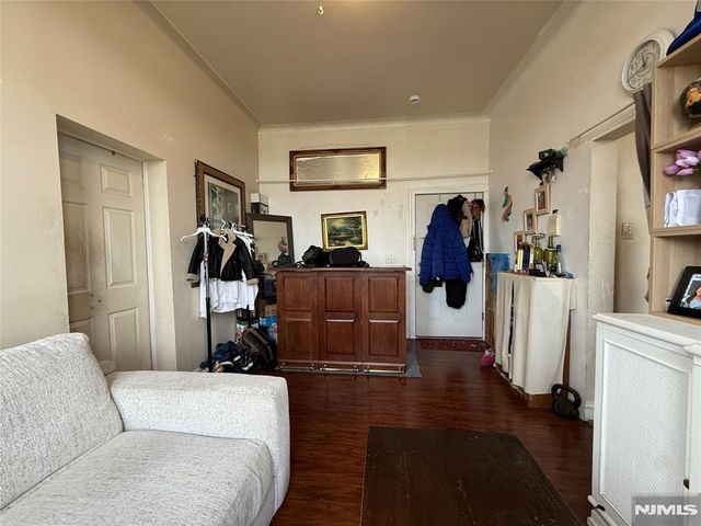 811 30th Street, Union City, NJ 07087
