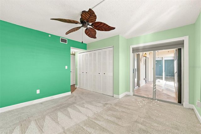 19029 N US HIGHWAY 19 9-704, Clearwater, FL 33764