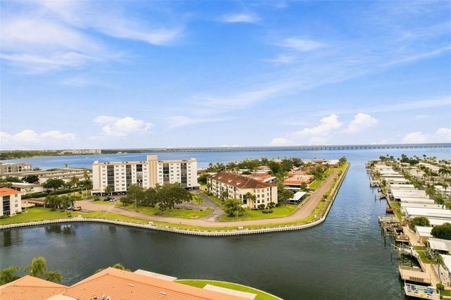 19029 N US HIGHWAY 19 9-704, Clearwater, FL 33764