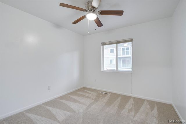 1152 Faulkner, Troy, MI 48083