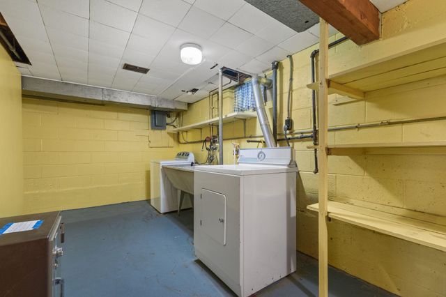 6141 14th Avenue S, Minneapolis, MN 55423