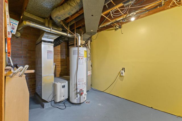 6141 14th Avenue S, Minneapolis, MN 55423