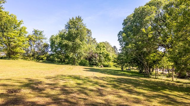 920 Oak Street, Thayer, MO 65791