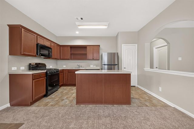 11206 Kingsnorth Drive, Tomball, TX 77375