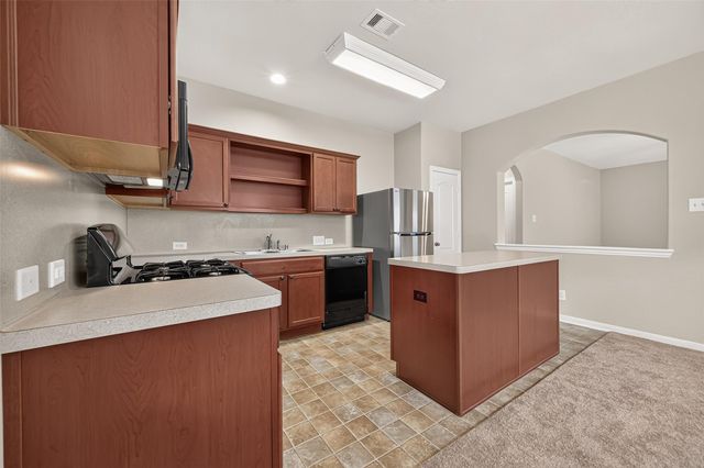 11206 Kingsnorth Drive, Tomball, TX 77375
