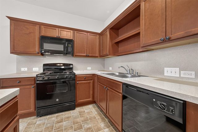11206 Kingsnorth Drive, Tomball, TX 77375