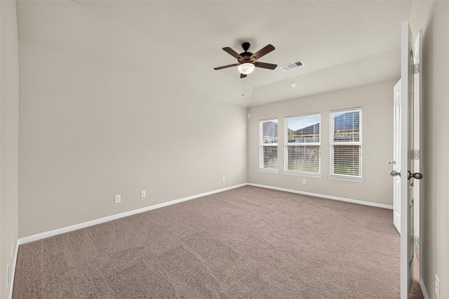 11206 Kingsnorth Drive, Tomball, TX 77375