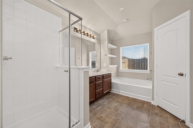 11206 Kingsnorth Drive, Tomball, TX 77375