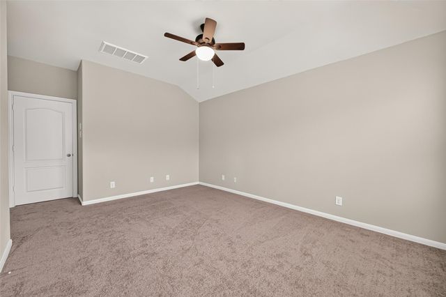 11206 Kingsnorth Drive, Tomball, TX 77375