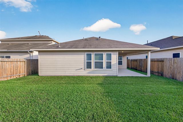 11206 Kingsnorth Drive, Tomball, TX 77375