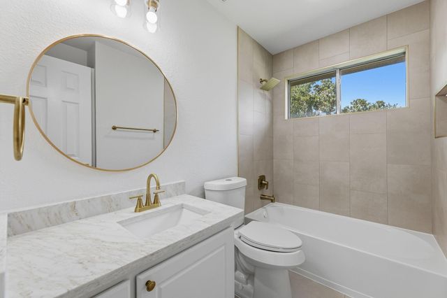 10822 Wysall Cliff Court, Houston, TX 77064