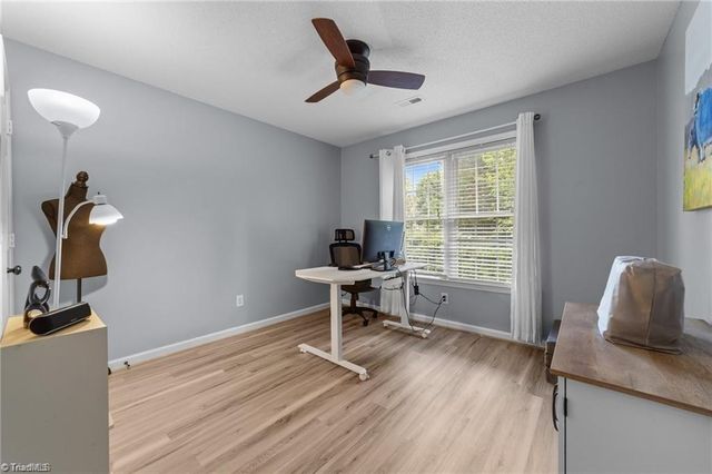 900 Biloxi Avenue, Kernersville, NC 27284