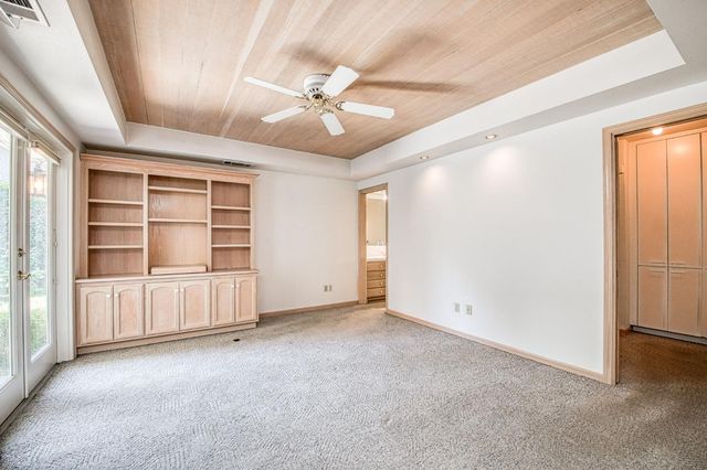 6561 N Thorne Avenue, Fresno, CA 93711