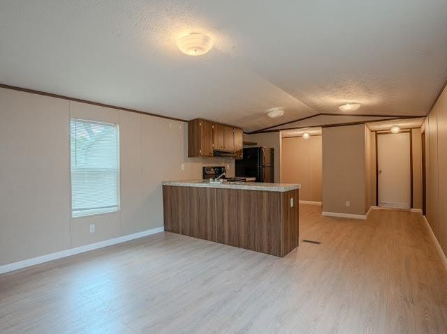 119 Royal ST, Taylor, TX 76574