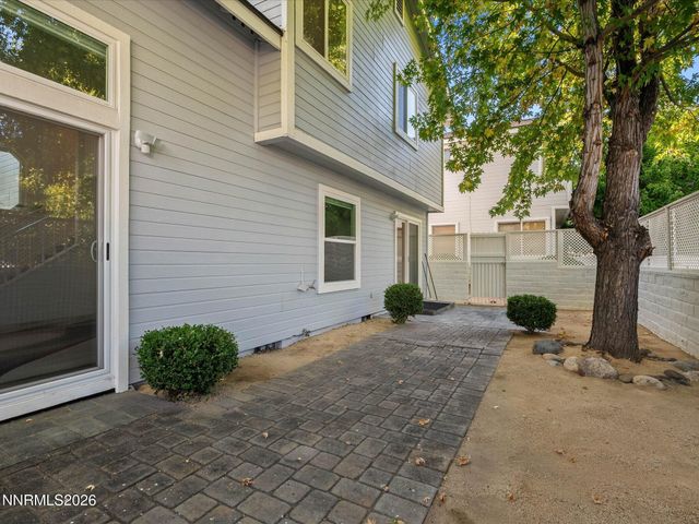 7570 Lighthouse Lane, Reno, NV 89511