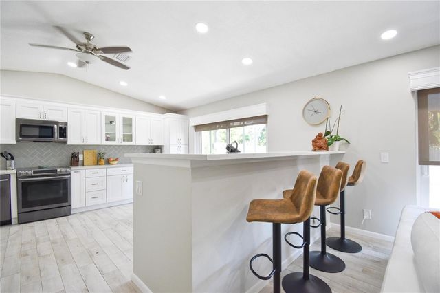 6550 Country Wood Way, Delray Beach, FL 33484