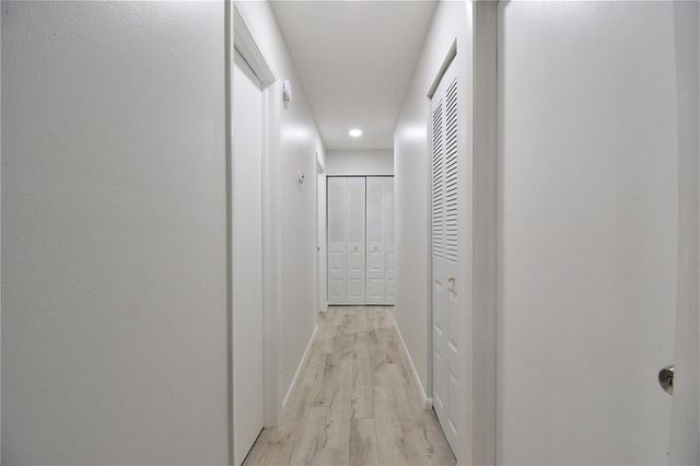 6550 Country Wood Way, Delray Beach, FL 33484