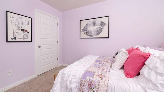 2072 Crossing Road, Stone Mountain, GA 30088