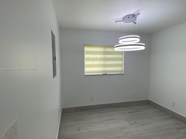 403 SW 89th Pl, Miami, FL 33174