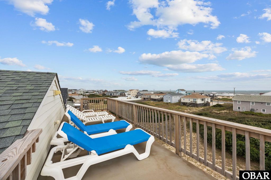 Image 12 of property listing at 4901 Lindbergh Avenue Lot 4001, Kitty Hawk, NC 27949