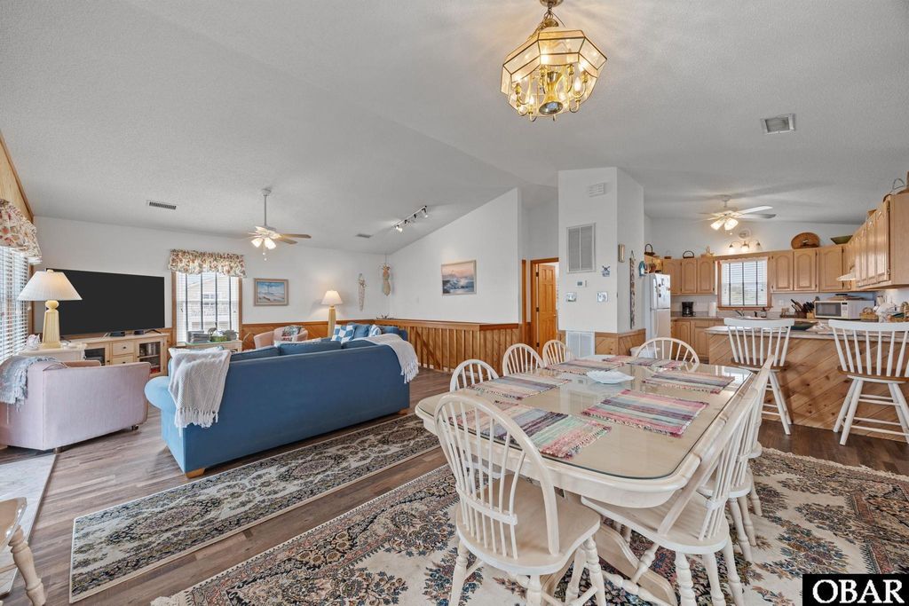 Image 17 of property listing at 4901 Lindbergh Avenue Lot 4001, Kitty Hawk, NC 27949