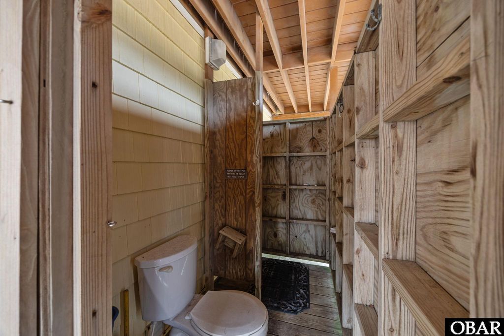 Image 37 of property listing at 4901 Lindbergh Avenue Lot 4001, Kitty Hawk, NC 27949