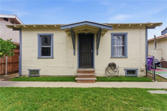 1107 Mahanna, Long Beach, CA 90813