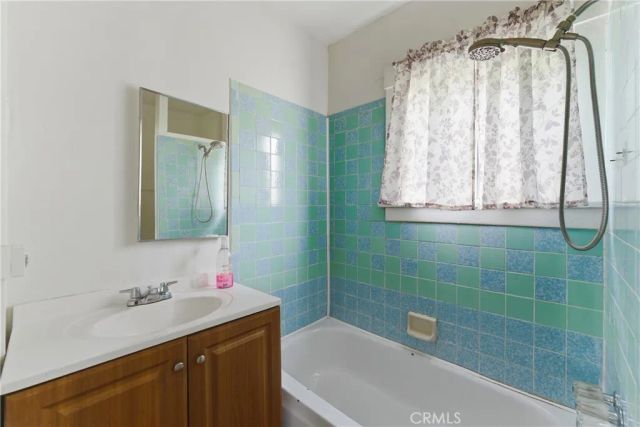 1107 Mahanna, Long Beach, CA 90813
