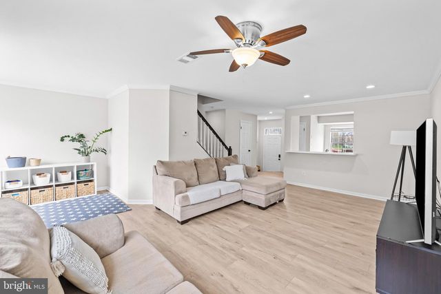 11027 SENTRY RIDGE RD, Manassas, VA 20109