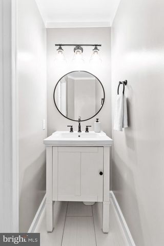 11027 SENTRY RIDGE RD, Manassas, VA 20109