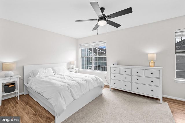 11027 SENTRY RIDGE RD, Manassas, VA 20109