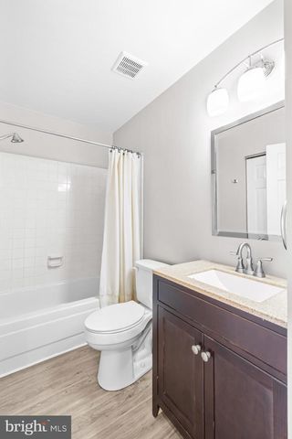 11027 SENTRY RIDGE RD, Manassas, VA 20109