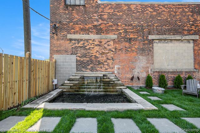 701 W Canfield Street 1, Detroit, MI 48201