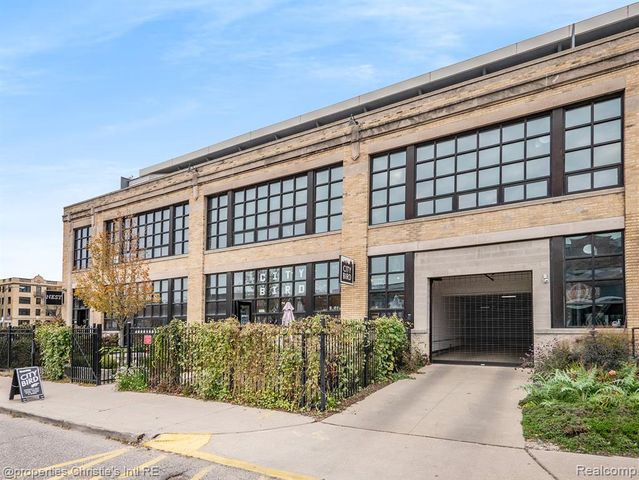 701 W Canfield Street 1, Detroit, MI 48201